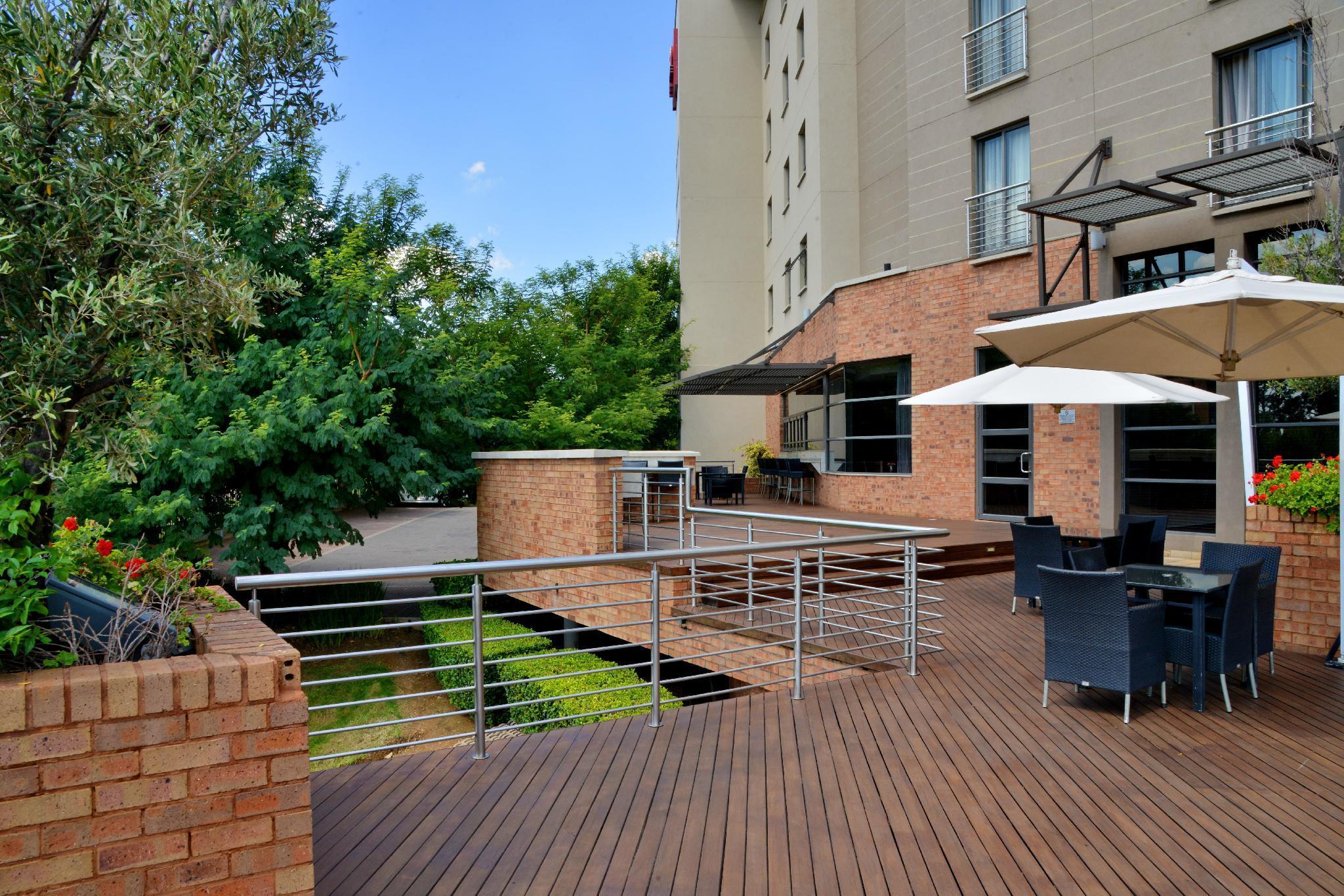 City Lodge Hotel Fourways Exterior photo